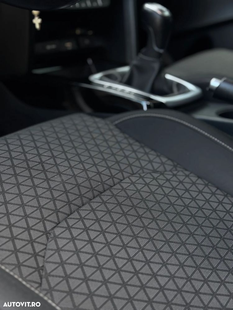 Kia Ceed - 14