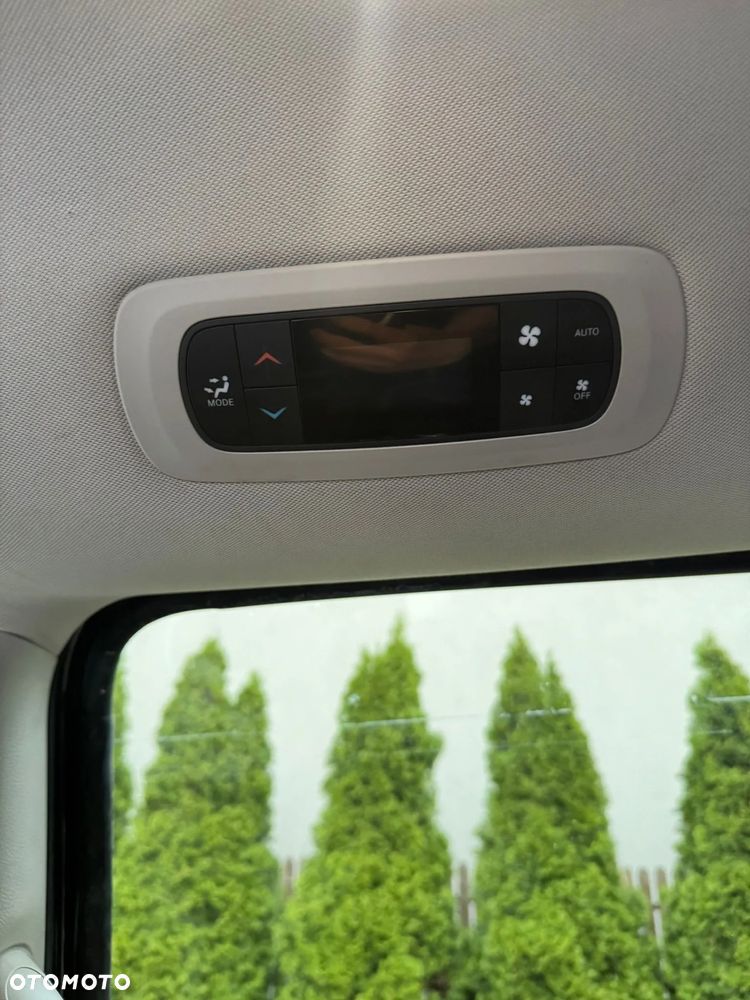 Chrysler Pacifica - 25