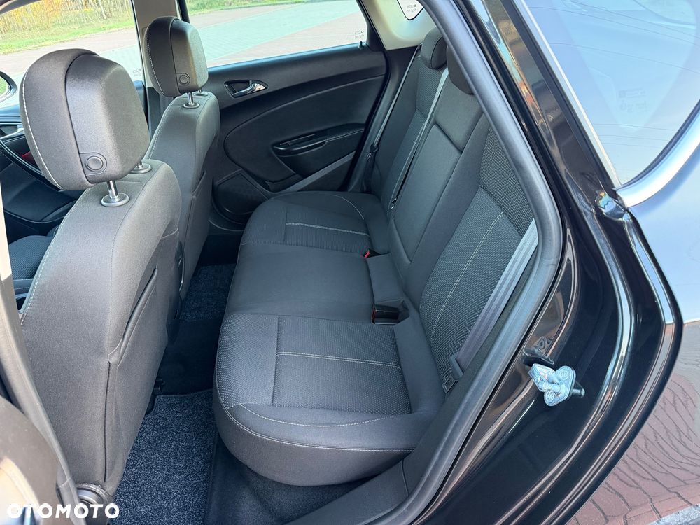 Opel Astra 1.4 Turbo Cosmo - 12
