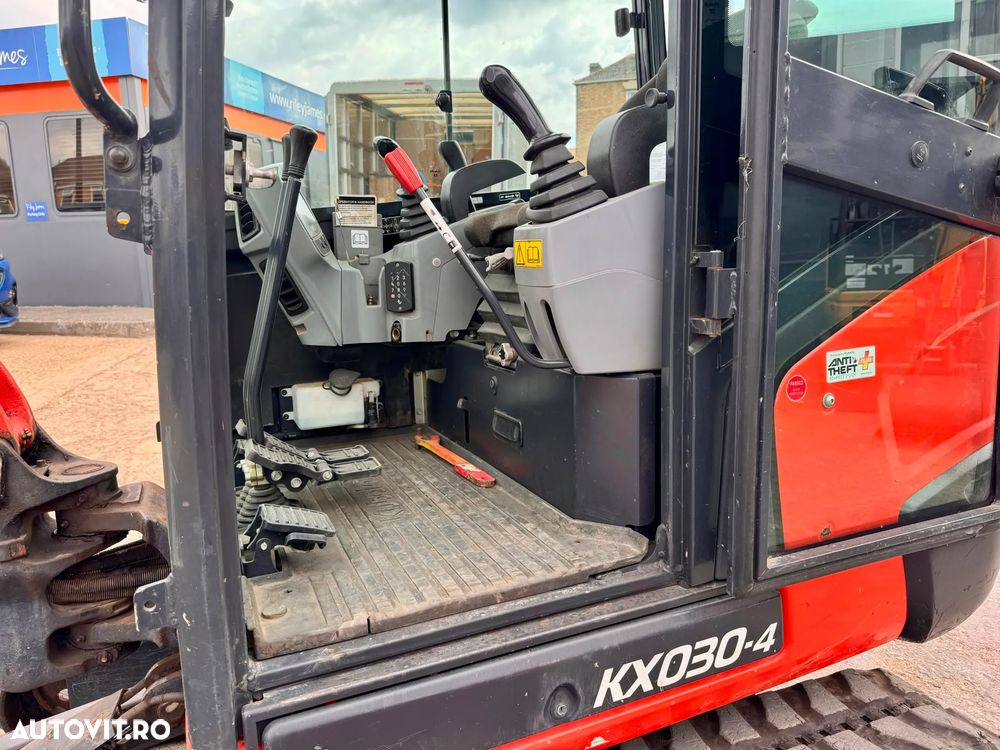 Kubota KX030 - 5