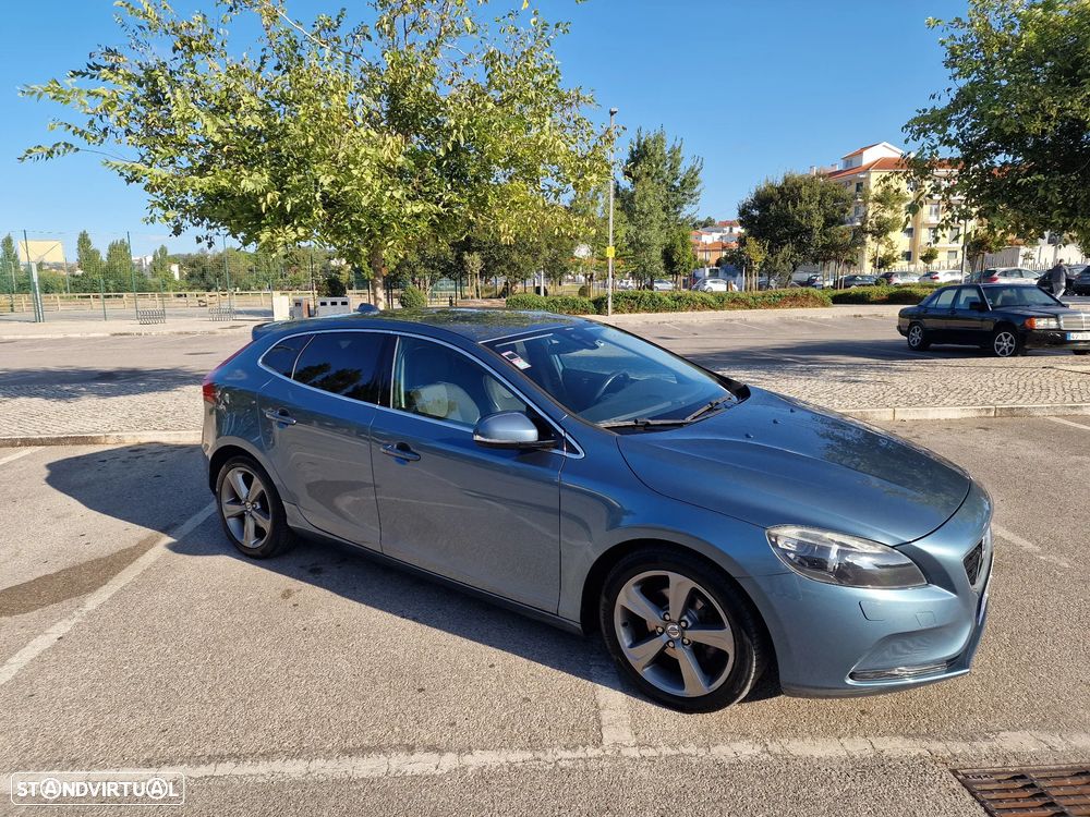 Volvo V40 1.6 D2 Eco Momentum - 4