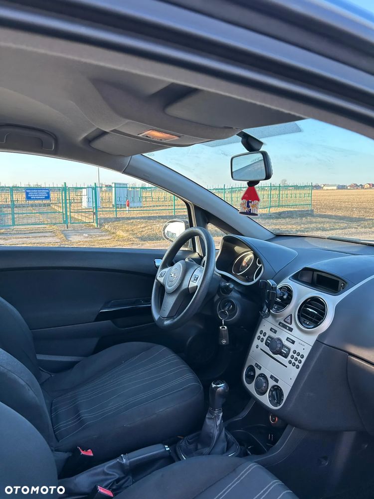 Opel Corsa 1.2 16V Enjoy - 7