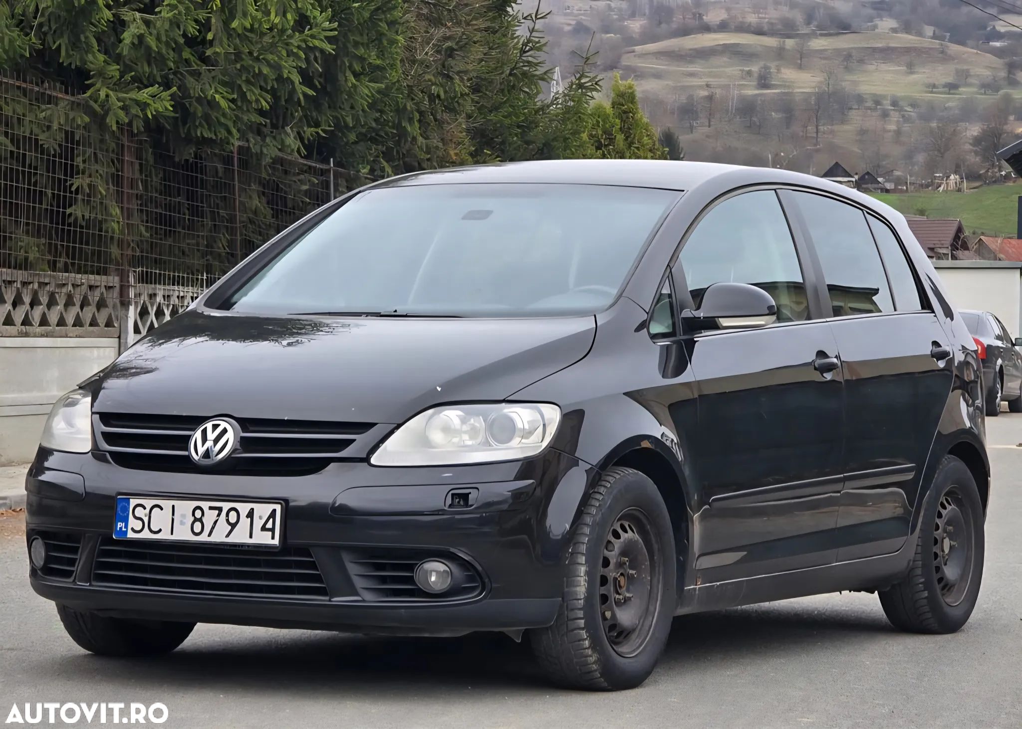 Volkswagen Golf Plus 2.0 TDI Comfortline - 1