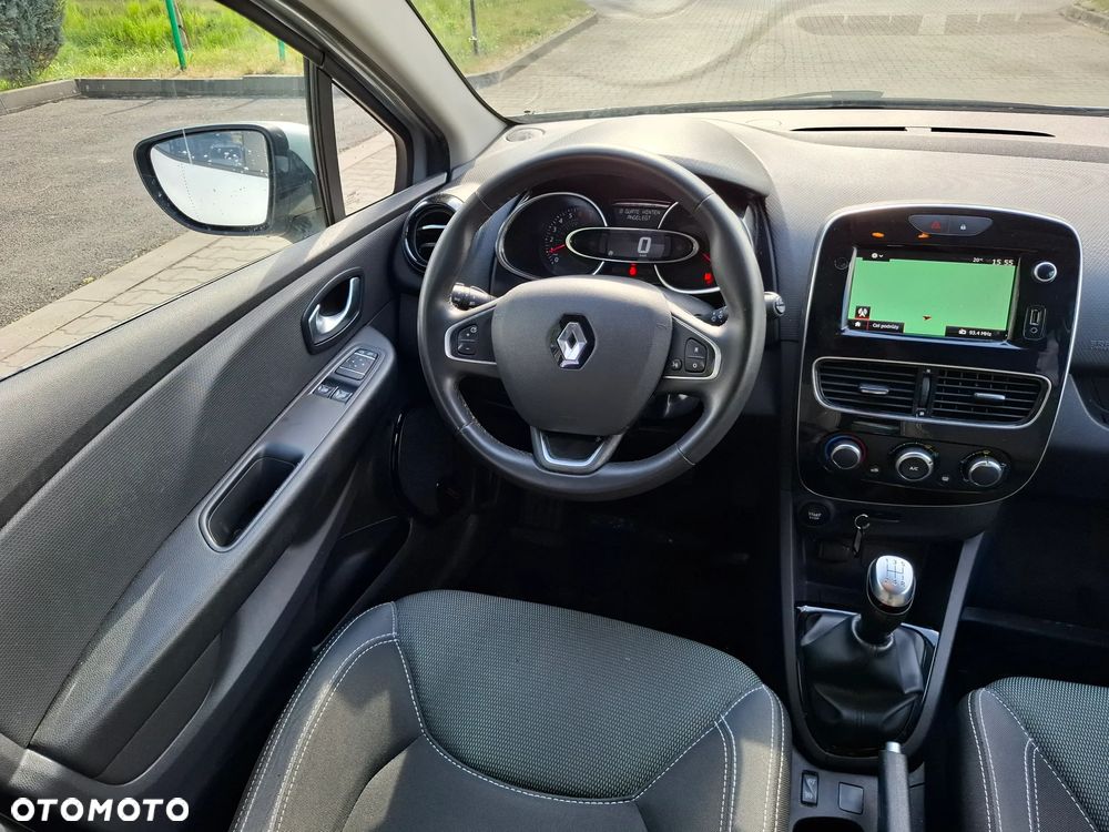 Renault Clio - 15