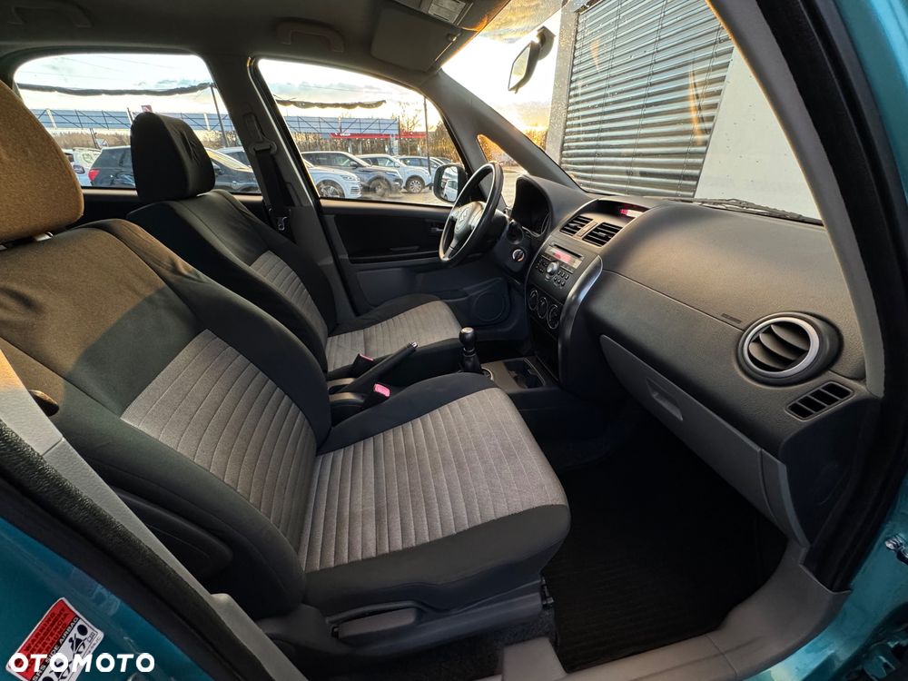 Suzuki SX4 1.6 VVT 4x2 Comfort - 27