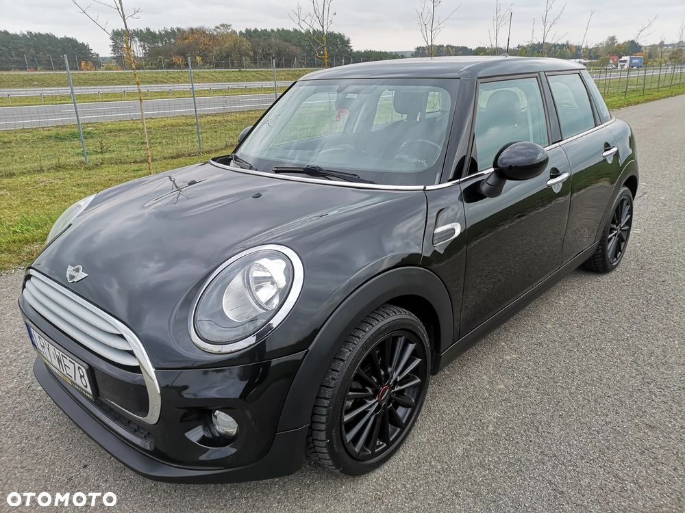 MINI Cooper Seven Chili - 15
