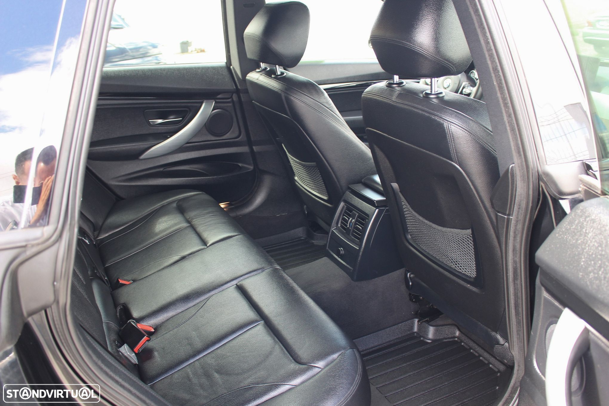 BMW 320 Gran Turismo d Auto Pack M - 34