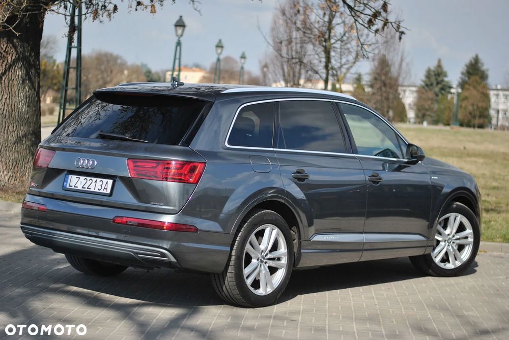 Audi Q7 - 10