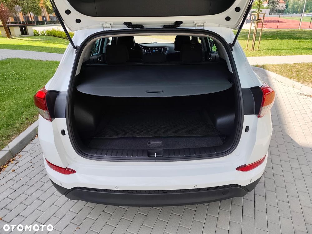 Hyundai Tucson blue 1.7 CRDi 2WD Passion Plus - 21
