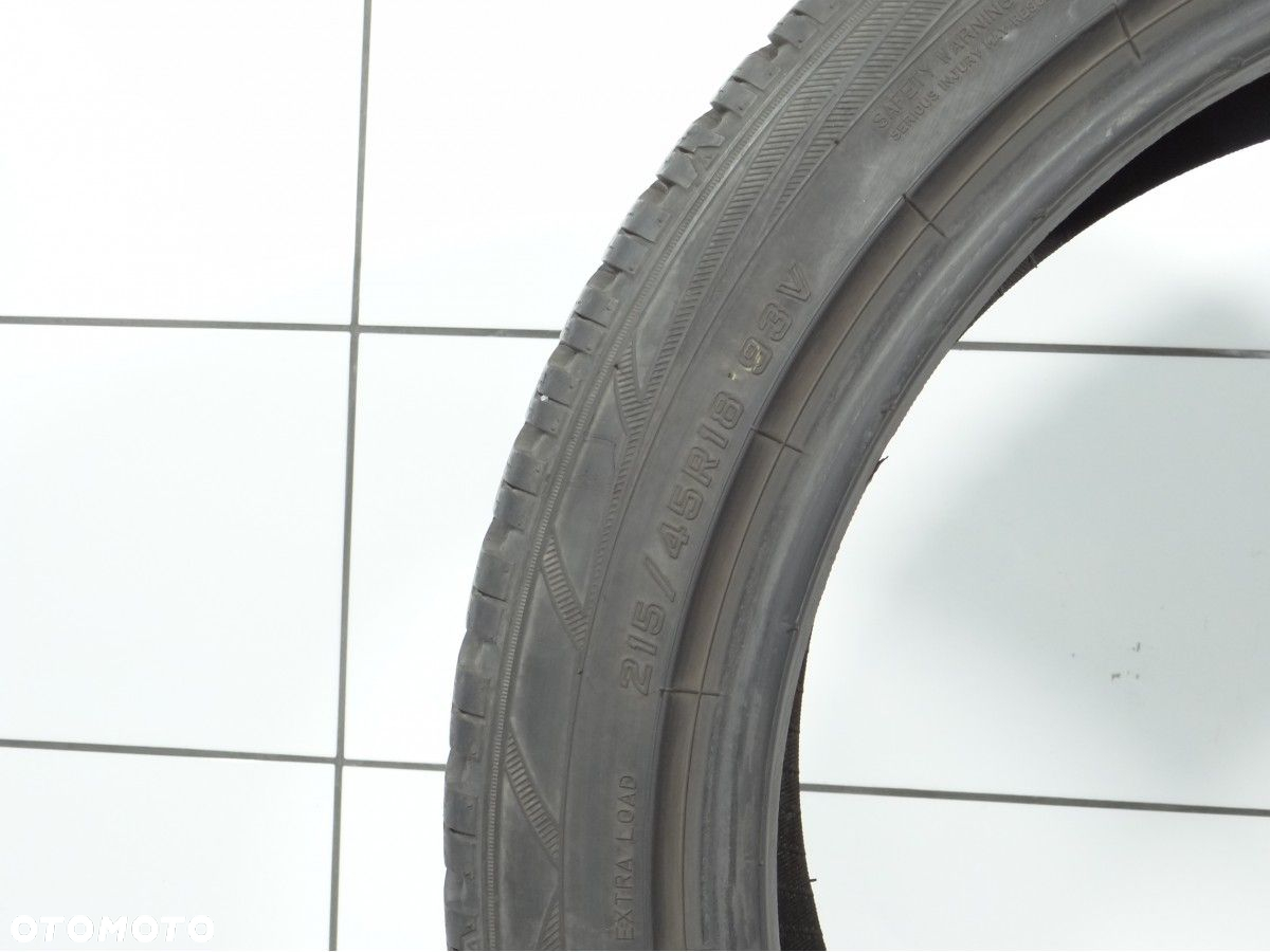 Opony zimowe 215/45R18 93V Falken - 4