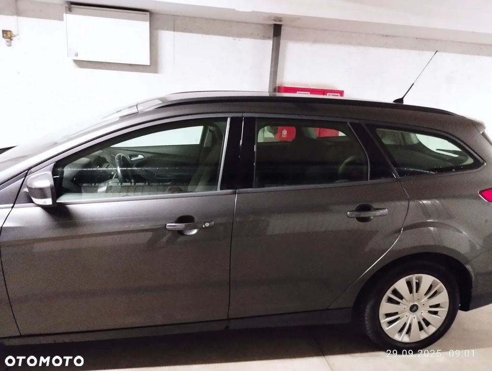 Ford Focus 1.6 Titanium - 11