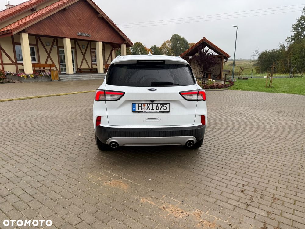 Ford Kuga - 12