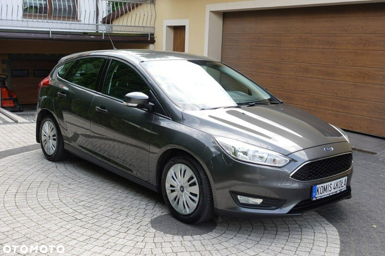 Ford Focus - 8