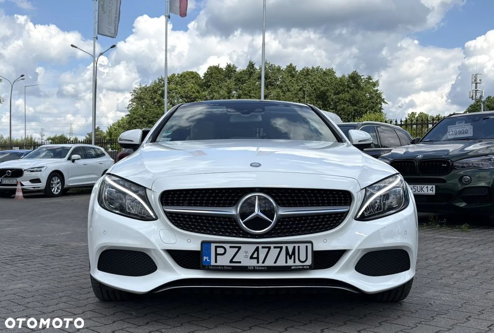 Mercedes-Benz Klasa C 200 4-Matic 9G-Tronic - 2