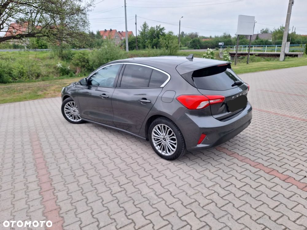 Ford Focus 1.0 EcoBoost Titanium Business - 6