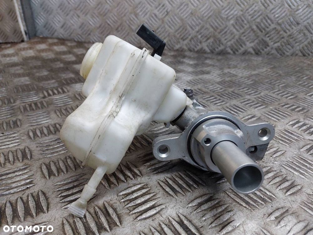 POMPA HAMULCOWA VOLKSWAGEN PASSAT B8 LIFT 0204845360 - 2