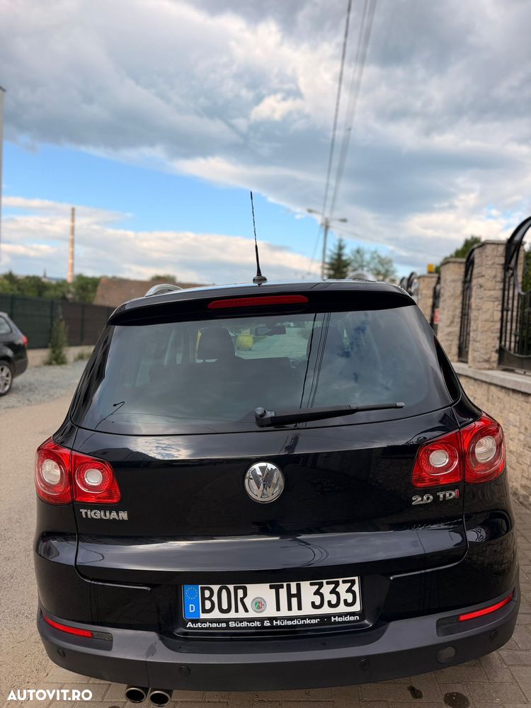 Volkswagen Tiguan - 5