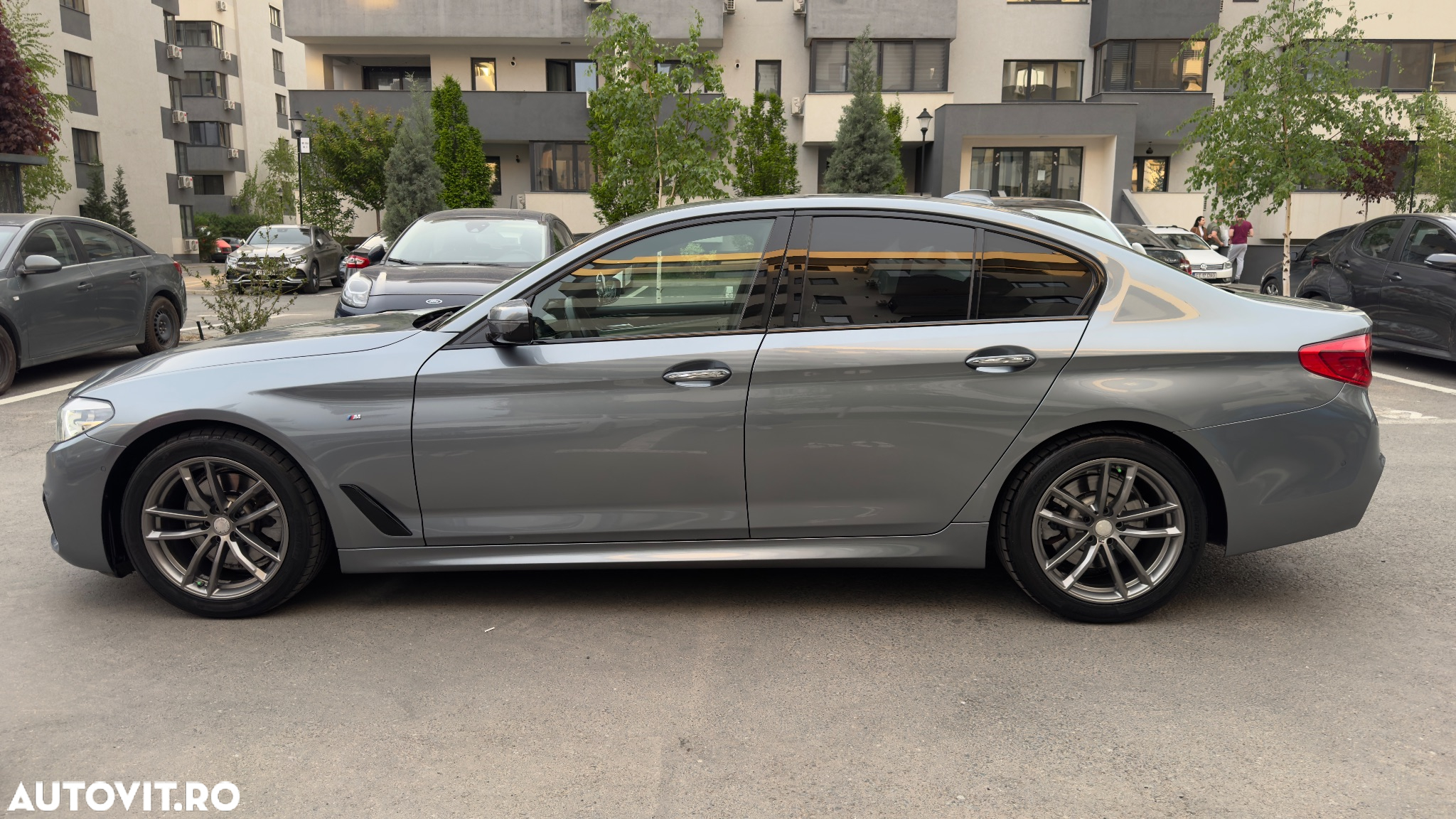 BMW Seria 5 520d AT - 4