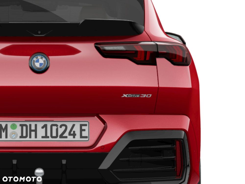 BMW iX2 xDrive30 66.5kWh M Sport - 6