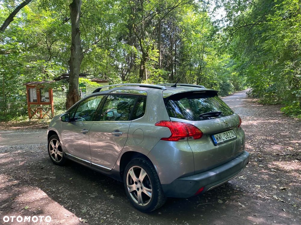 Peugeot 2008 - 4