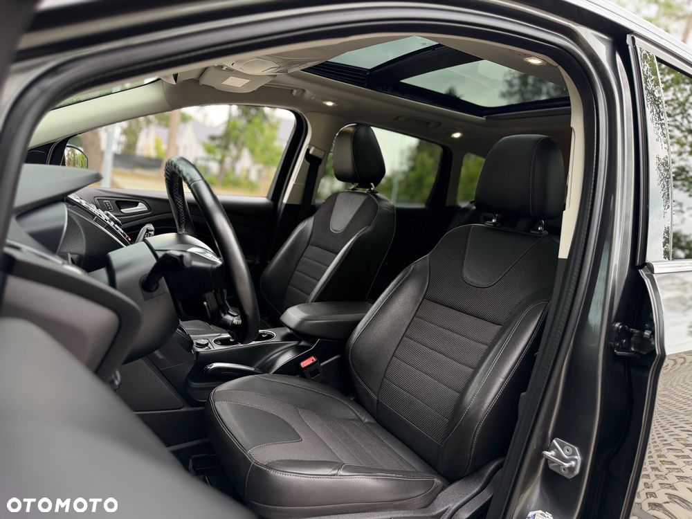 Ford Kuga 2.0 TDCi 4x4 Titanium - 15