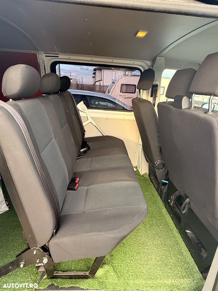 Volkswagen Transporter DSG Lang - 7