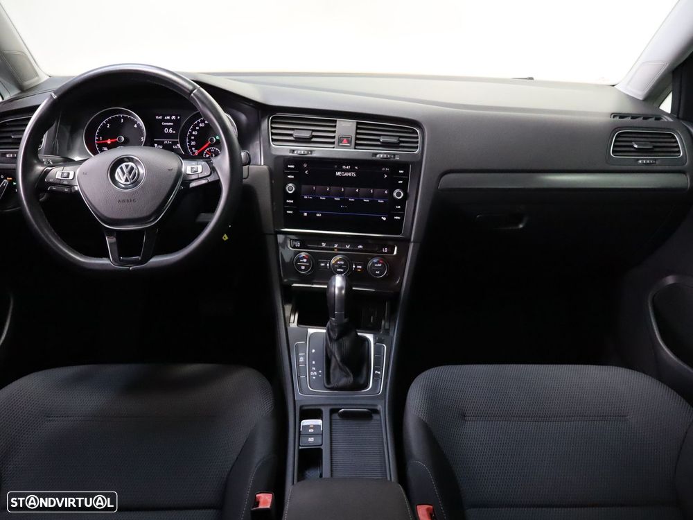 VW Golf Variant 1.6 TDi Confortline DSG - 10