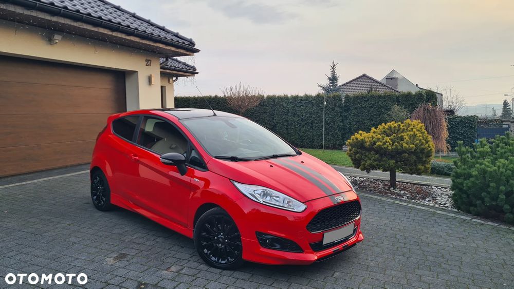 Ford Fiesta 1.0 EcoBoost S&S ST-LINE Red - 1