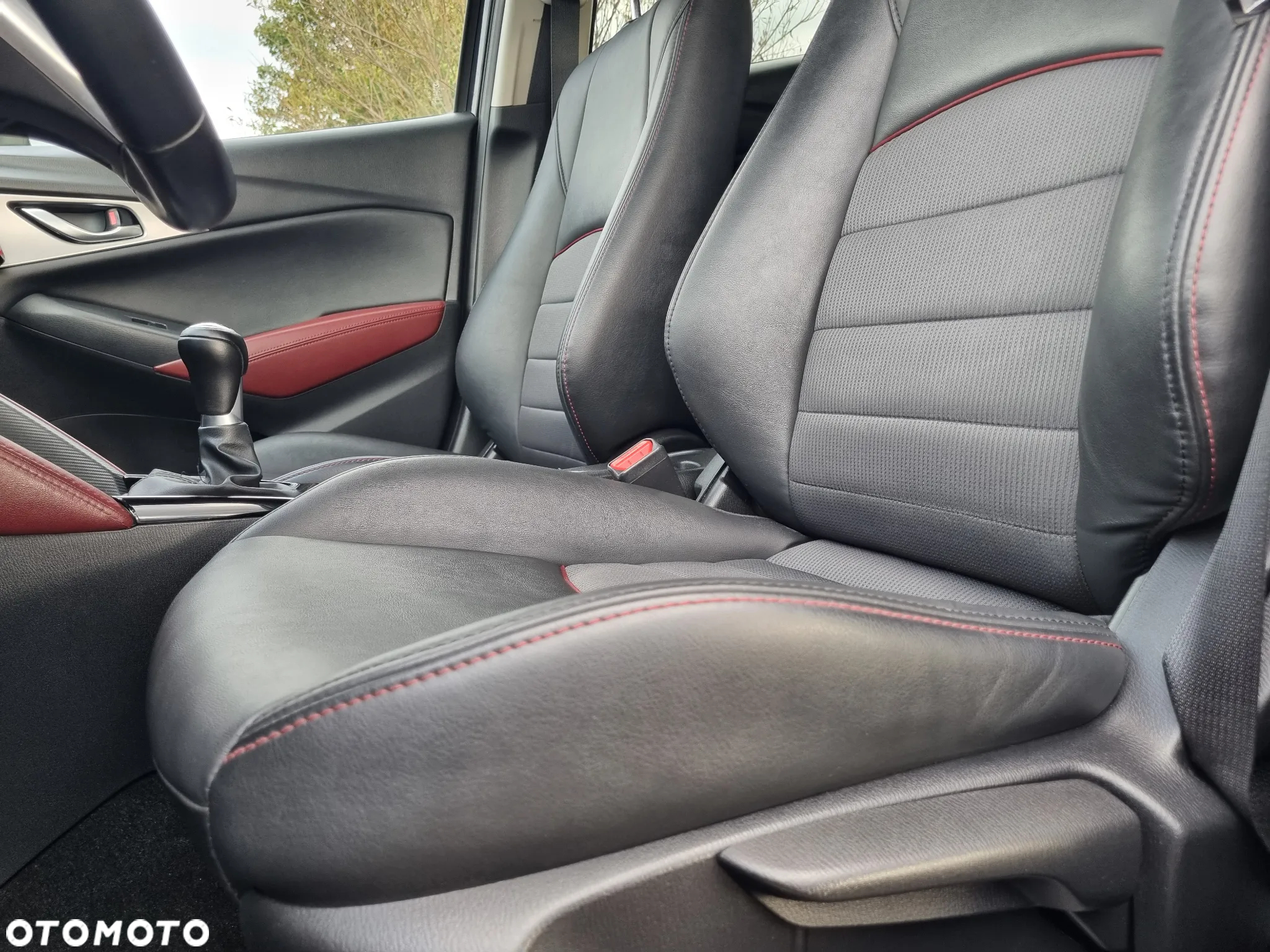 Mazda CX-3 SKYACTIV-G 120 FWD Sports-Line - 28