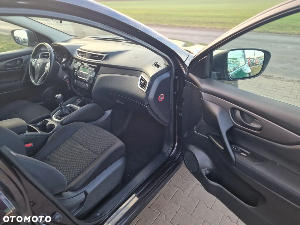 Nissan Qashqai 1.2 DIG-T N-Connecta - 26