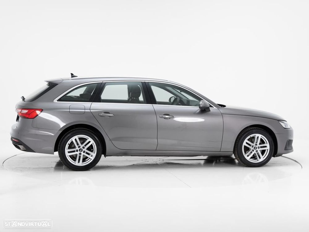 Audi A4 Avant 30 TDI S tronic - 3