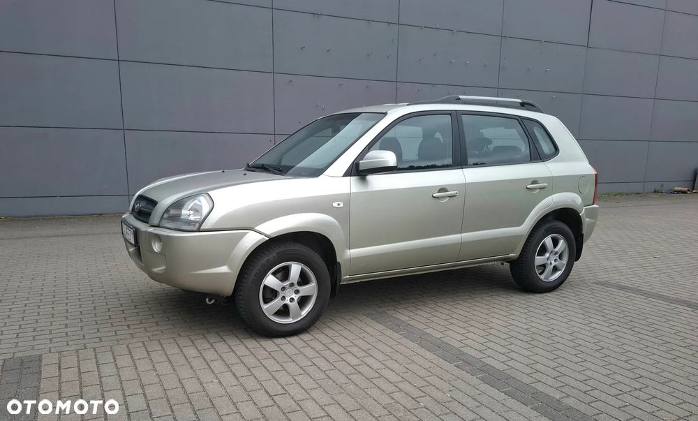Hyundai Tucson 2.0 Comfort 2WD - 13