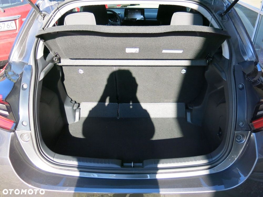 Toyota Yaris - 10