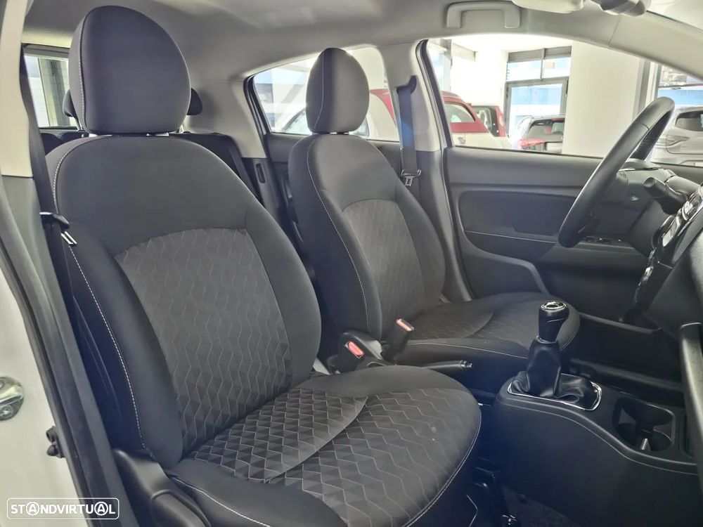 Mitsubishi Space Star 1.2 Intense - 13