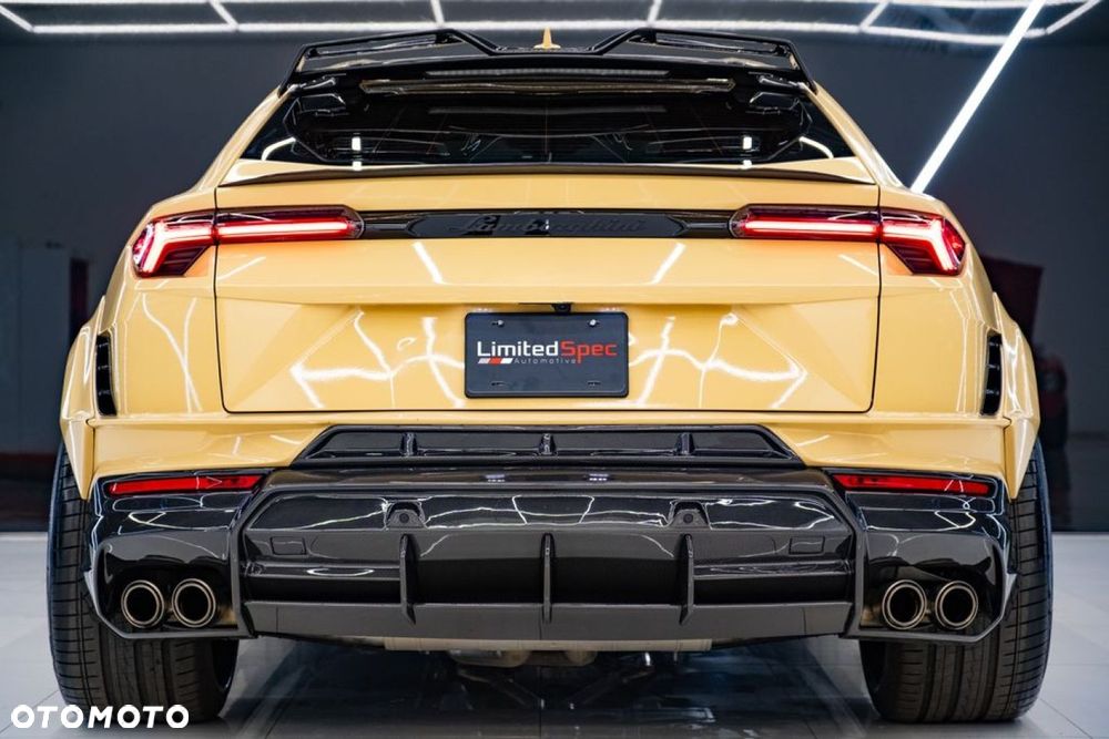 Lamborghini Urus - 4