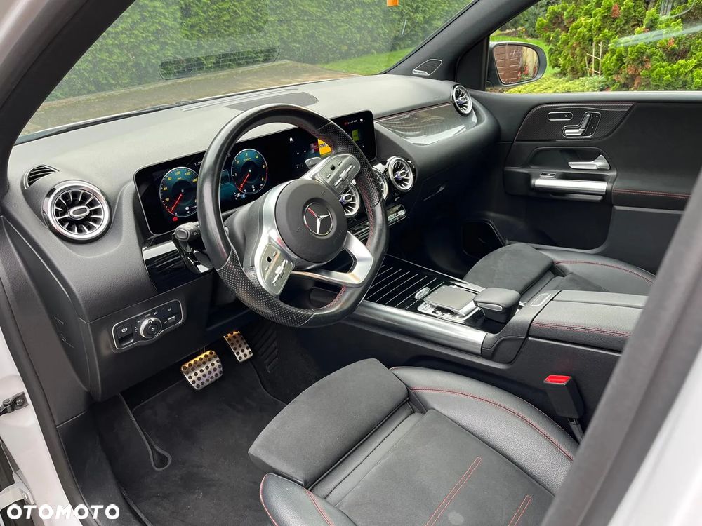 Mercedes-Benz Klasa B 220 d AMG Line 8G-DCT - 12