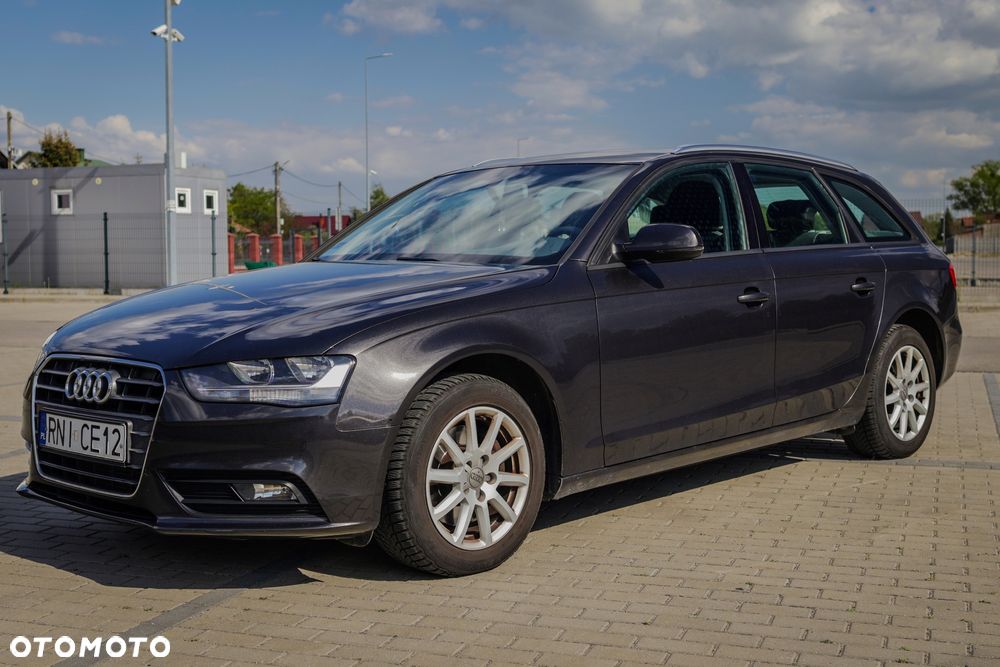 Audi A4 - 1