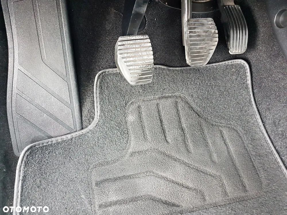 Citroën C4 1.6 VTi Exclusive - 16
