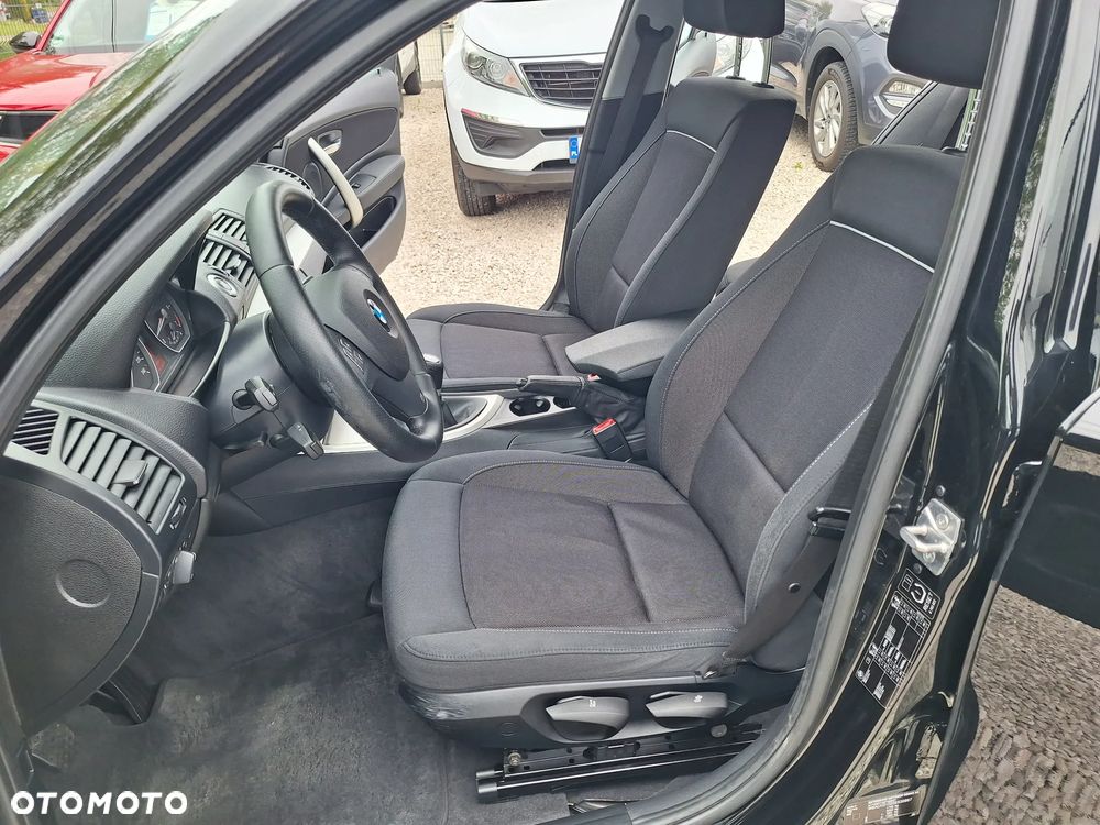 BMW Seria 1 - 18