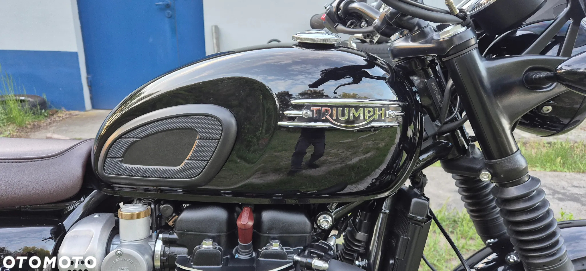 Triumph Bonneville - 15
