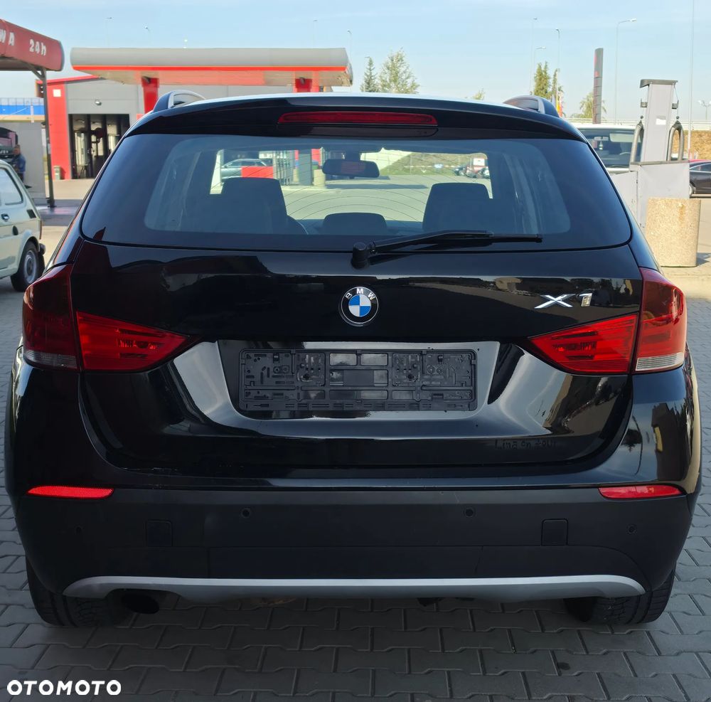 BMW X1 sDrive18i xLine - 17