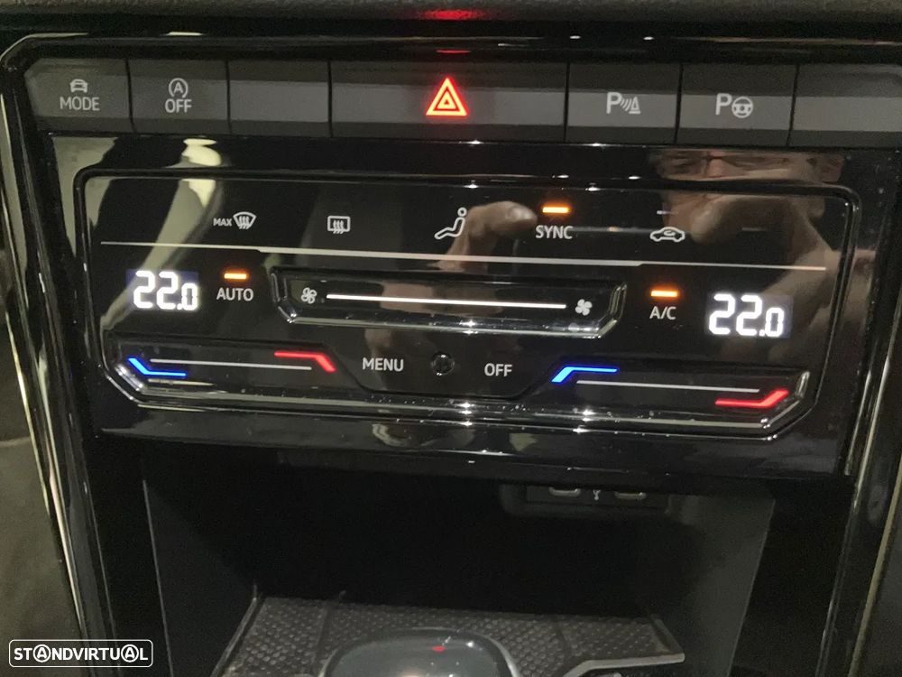 VW T-Roc 1.5 TSI R-Line DSG - 22