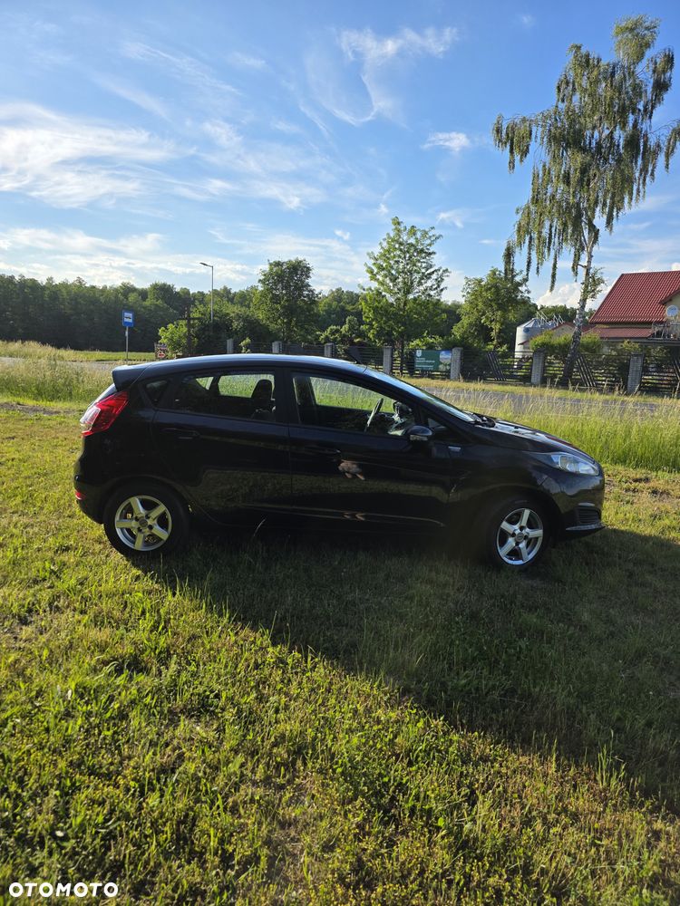 Ford Fiesta 1.5 TDCi Titanium - 6