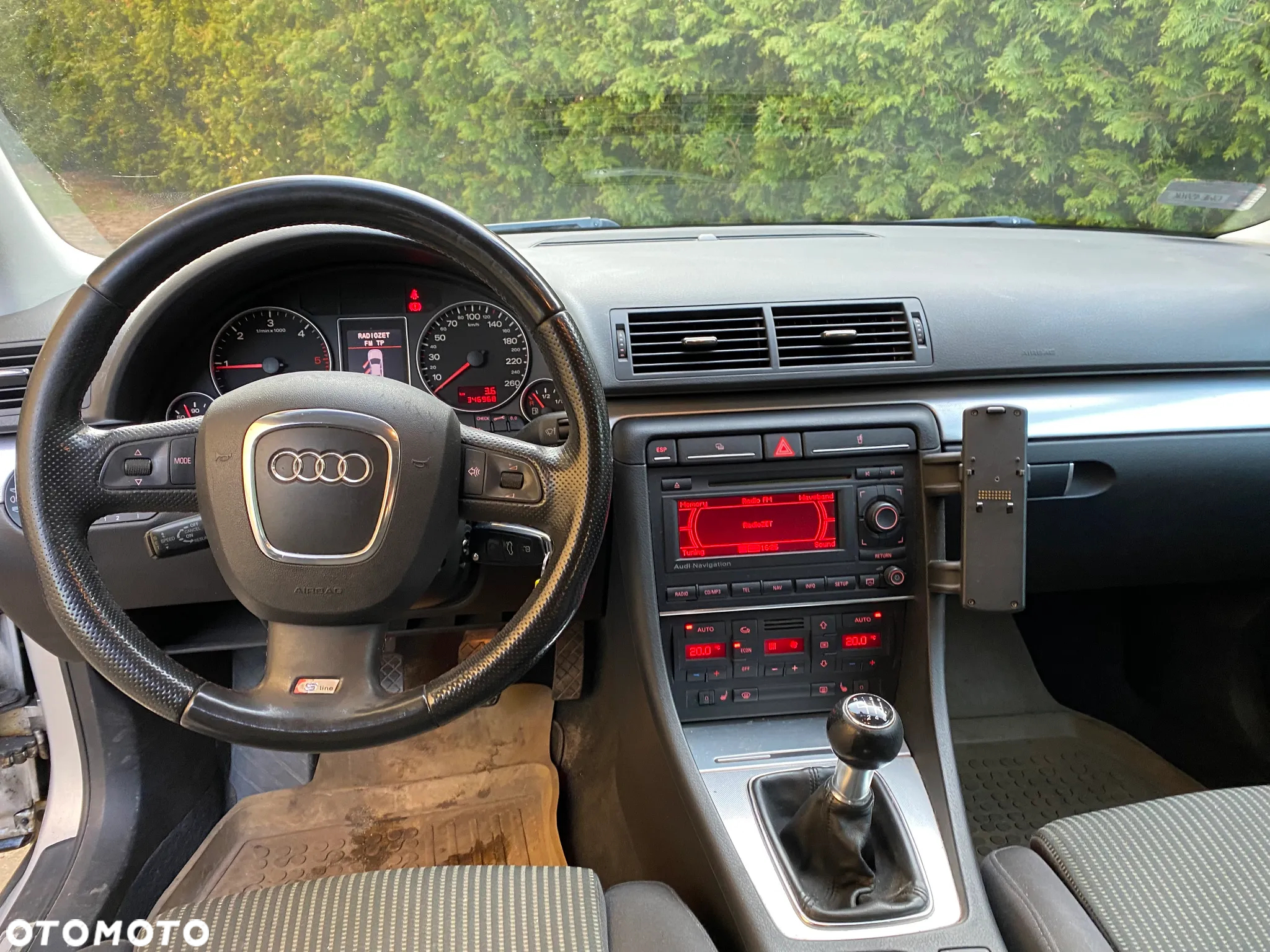 Audi A4 Avant 2.0 TDI - 7