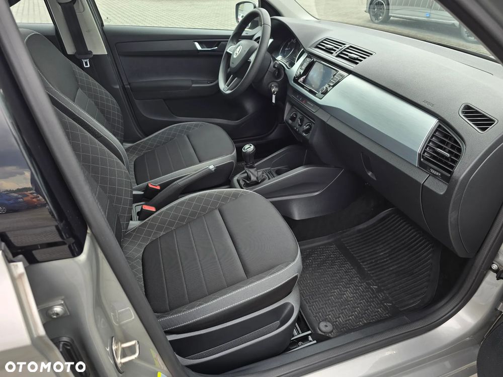 Skoda Fabia 1.0 Ambition - 11