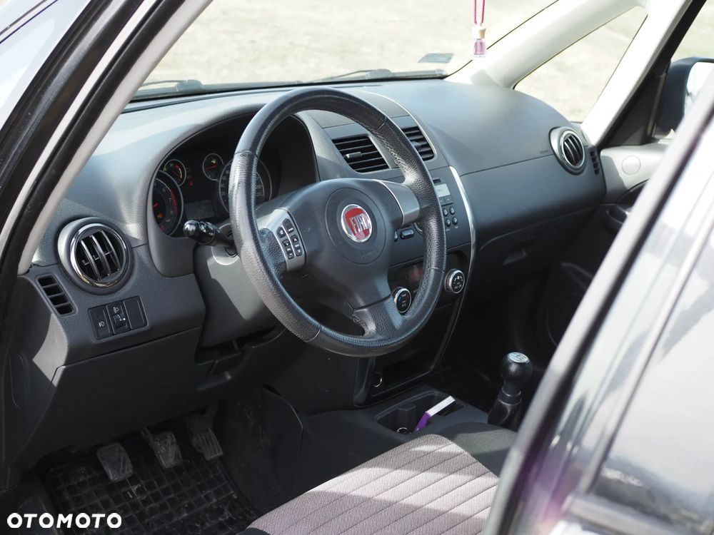 Fiat Sedici 1.6 16V 4x4 Emotion - 5