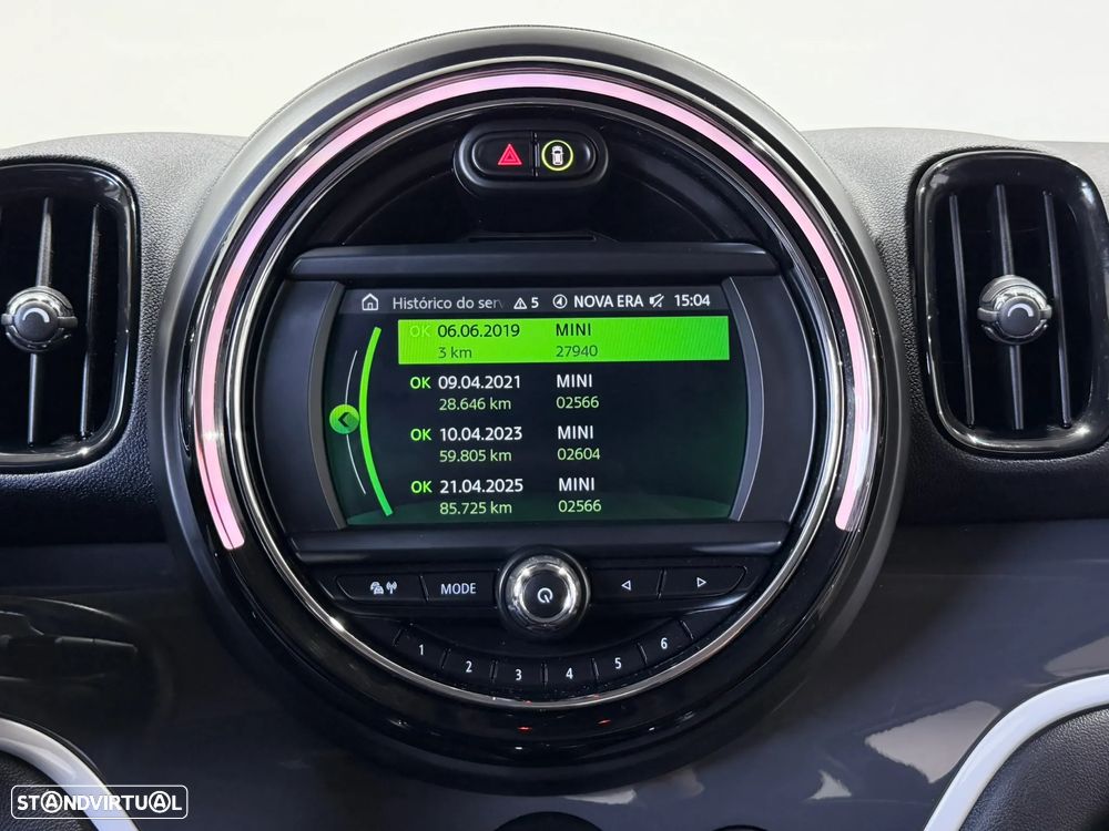 MINI Countryman Cooper SE ALL4 Auto - 32