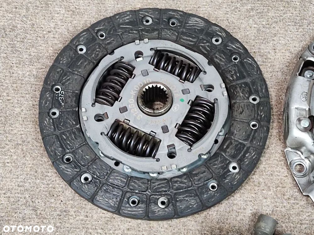 TOYOTA YARIS 1.5i Man 19-24r Sprzęgło Tarcza Wysprzęglik Zestaw Sprzęgła - 2