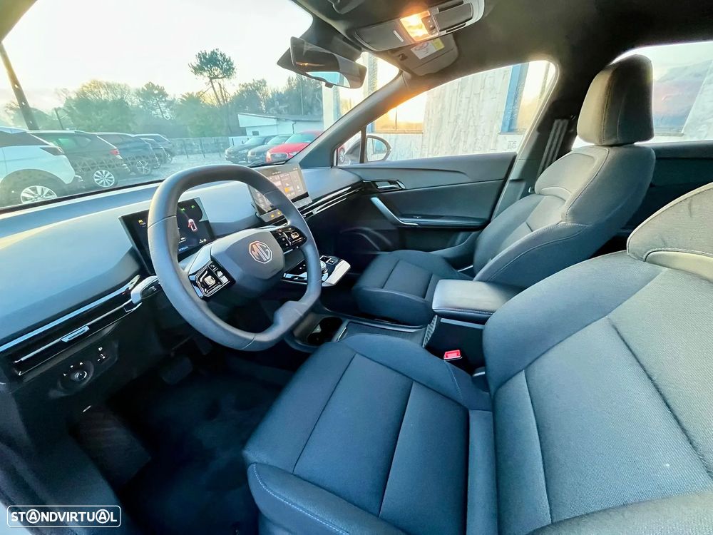 MG MG4 51 kWh Standard - 11