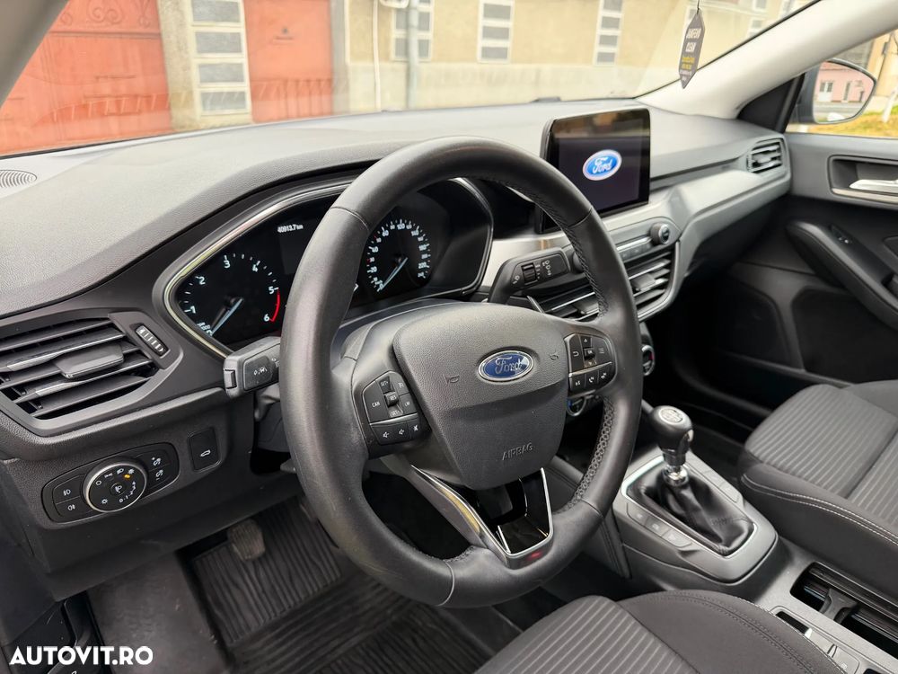 Ford Focus 1.5 EcoBlue Titanium Business - 8